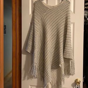 Knitted shawl